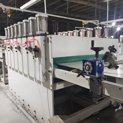 شراء Shenzhen HYPET خط إنتاج طبقة الكربون الكريستالية للطلاء ، ثلاث طبقات PVC بوردية رغوة معدات صنع آلة المصنع online manufacture