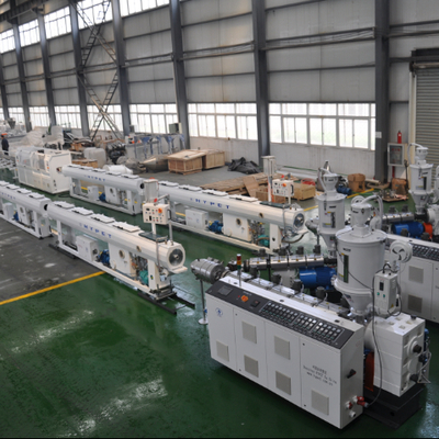 شراء Perfect Performance Good Technology Making Plastic Single or Three Layers PE PPR Pipe Making Extruder Machine PPR Pipe Extruder online manufacture
