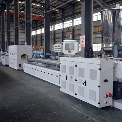 شراء High capacity PVC WPC decking floor extrusion line with laminating film surface treatment with conic twin scerw extruders online manufacture