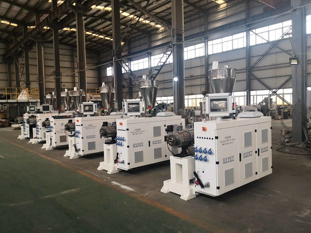 ZS65/132 مخروط مزدوج المسمار extruder آلة لخط إنتاج WPC الملفات الشخصية الخارجية