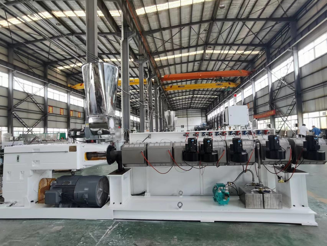 نوعية جيدة من PVC شفافة ناعمة صلبة من PVC الكرات guranule متوازية مزدوجة مزدوجة المسمار محطات HYPS93/38 بسعر جيد