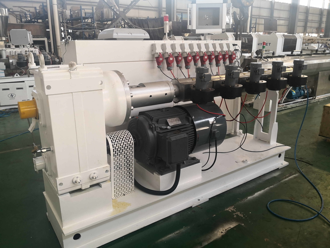 كربونات الكالسيوم Masterbatch PE LDPE PP HDPE آلة طحن بلاستيكي مزدوج واحد SJ150/30 160kw مع إنتاج 450kg/h