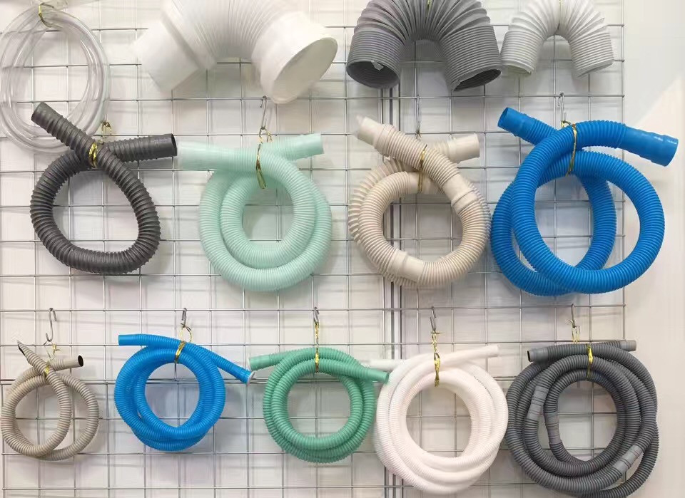 سهولة التشغيل 16-50mm PVC واحد جدار أنابيب المموجة صناعة آلة مع مخروط مزدوج المسمار محرك طحن HYZS51/110